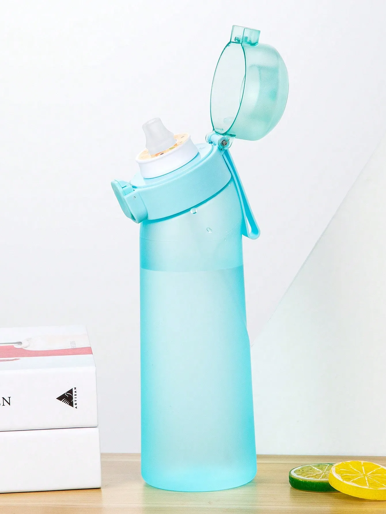 Air Bottle Up,Drinking Bottle 800ML With One Random Flavoured Pods Suitable For Gyms, Schools, Air Flavored Water Bottle