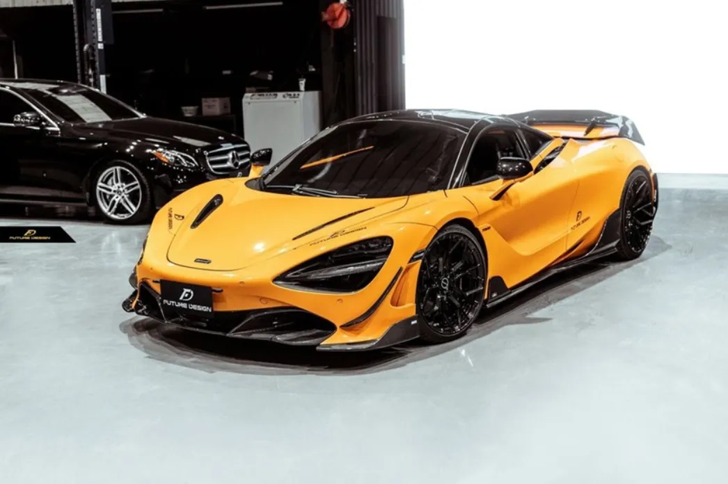 Future Design Carbon Fiber Front Lip Splitter for McLaren 720S