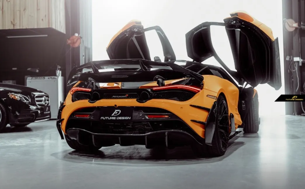 Future Design Carbon Fiber Rear Diffuser for McLaren 720S