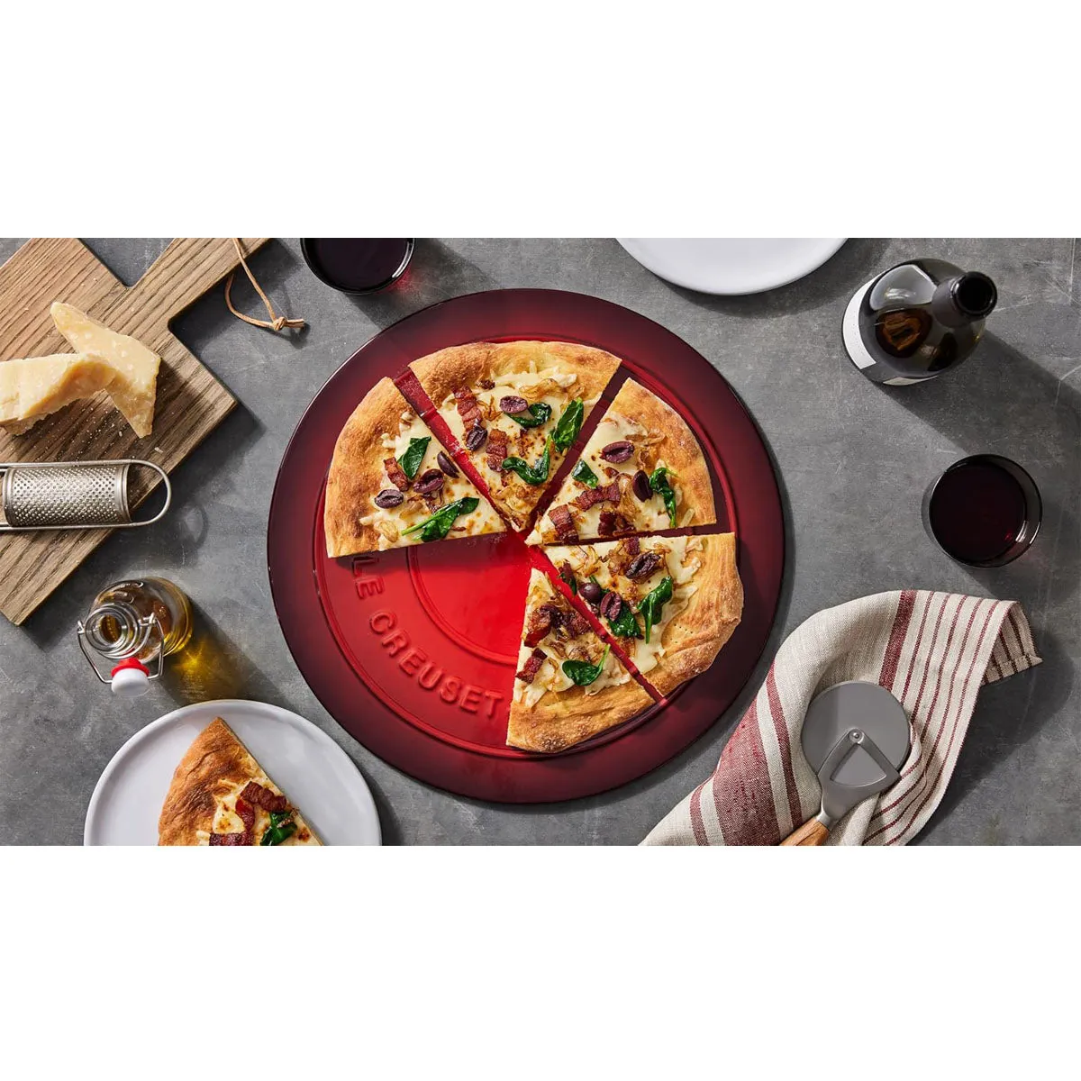 Le Creuset 15" Round Pizza Stone - Cerise