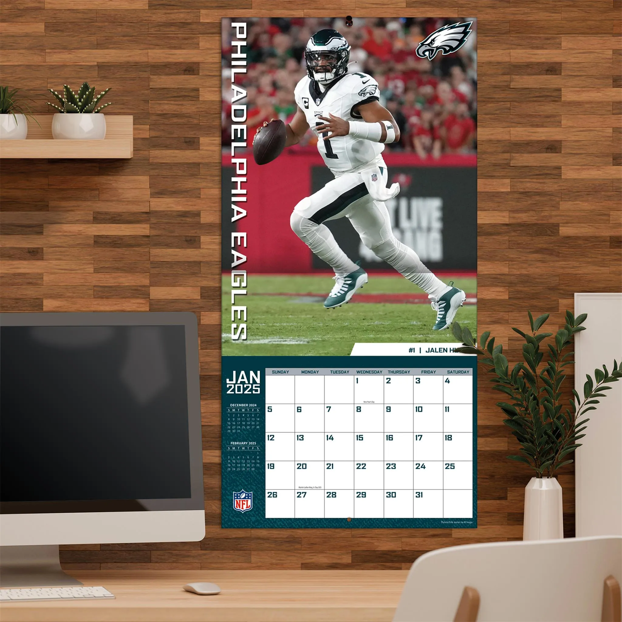 NFL Philadelphia Eagles Wall 2025 Calendar