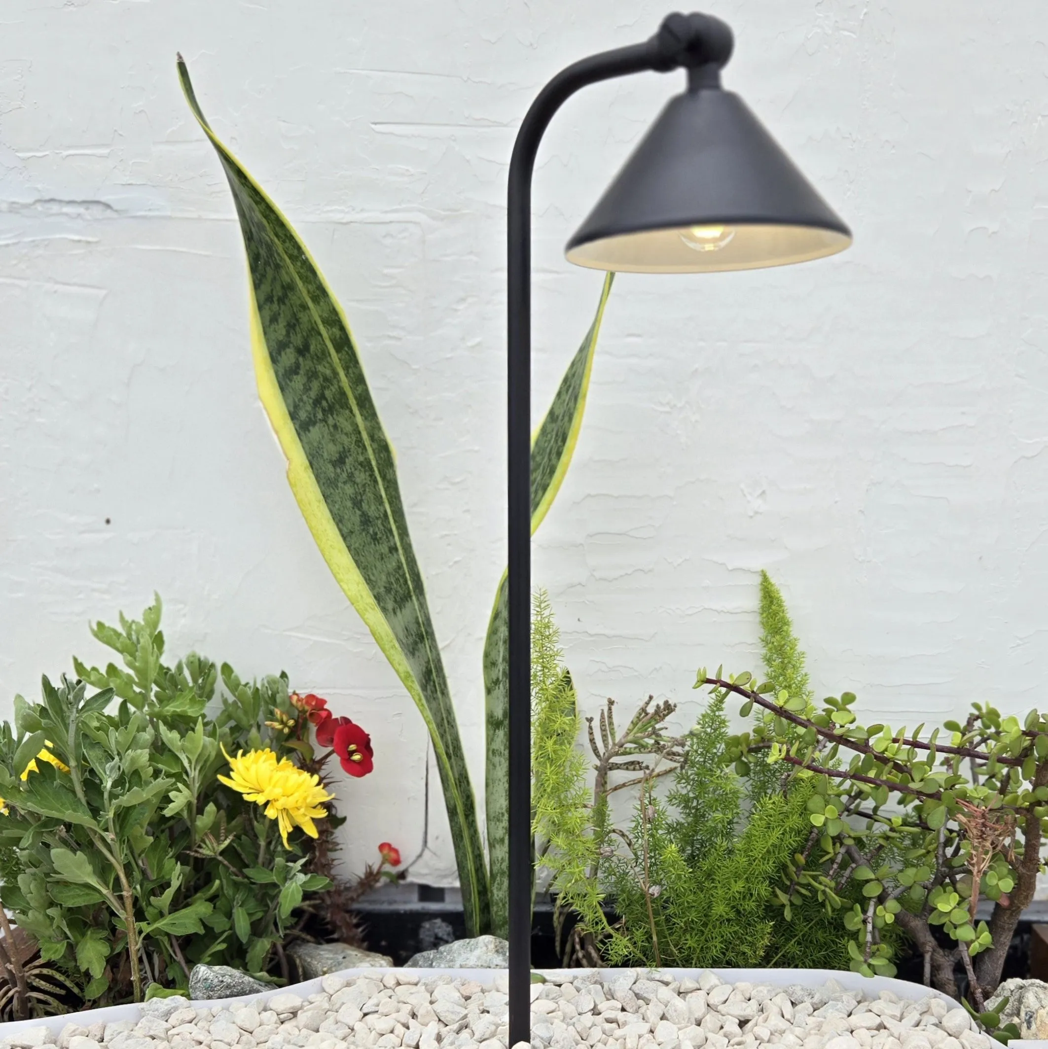 Noir Casquette Solid Brass Black Directional Pathway Light