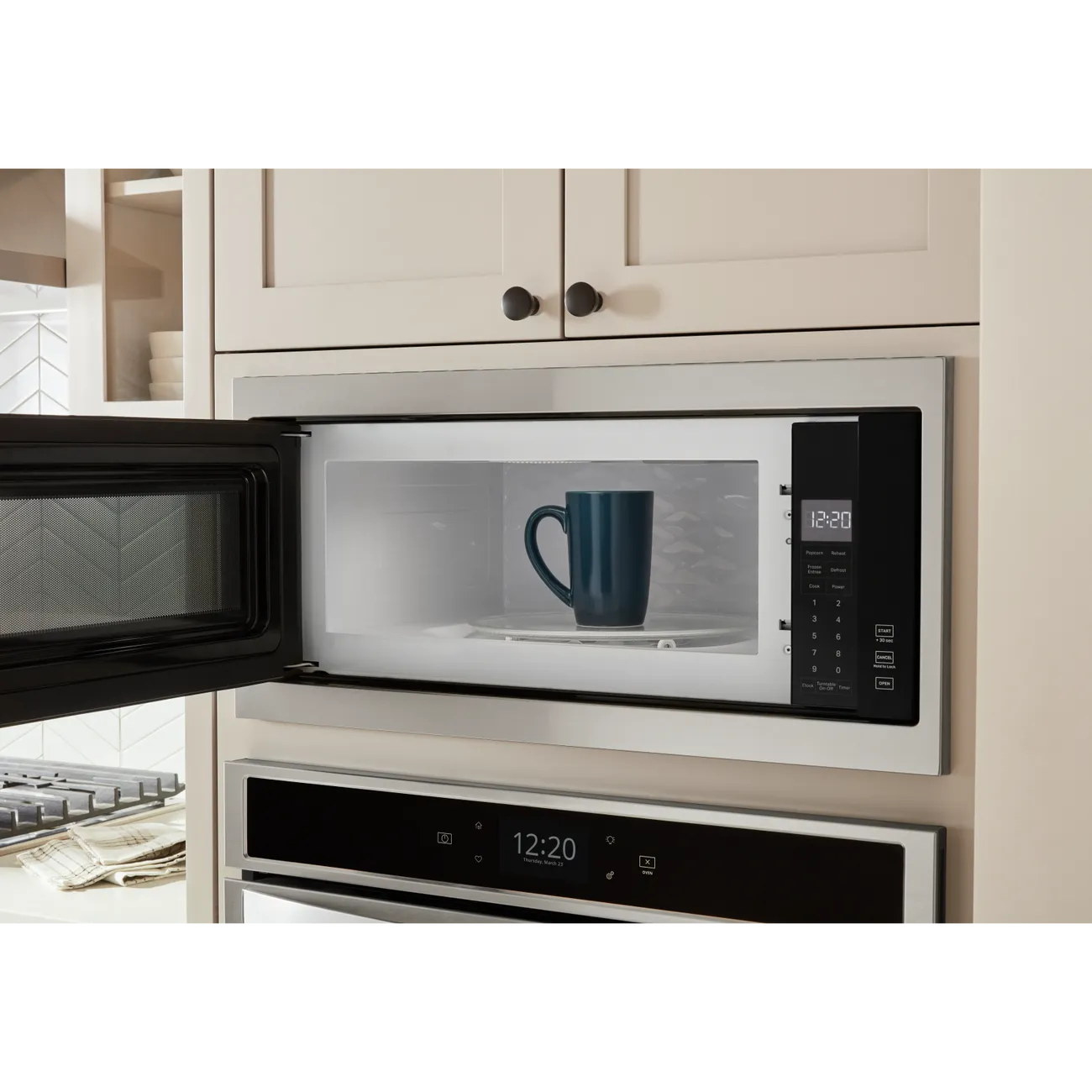 Whirlpool 1.1 Cu. Ft. Built-In Microwave with Slim Trim Kit in Stainless Steel